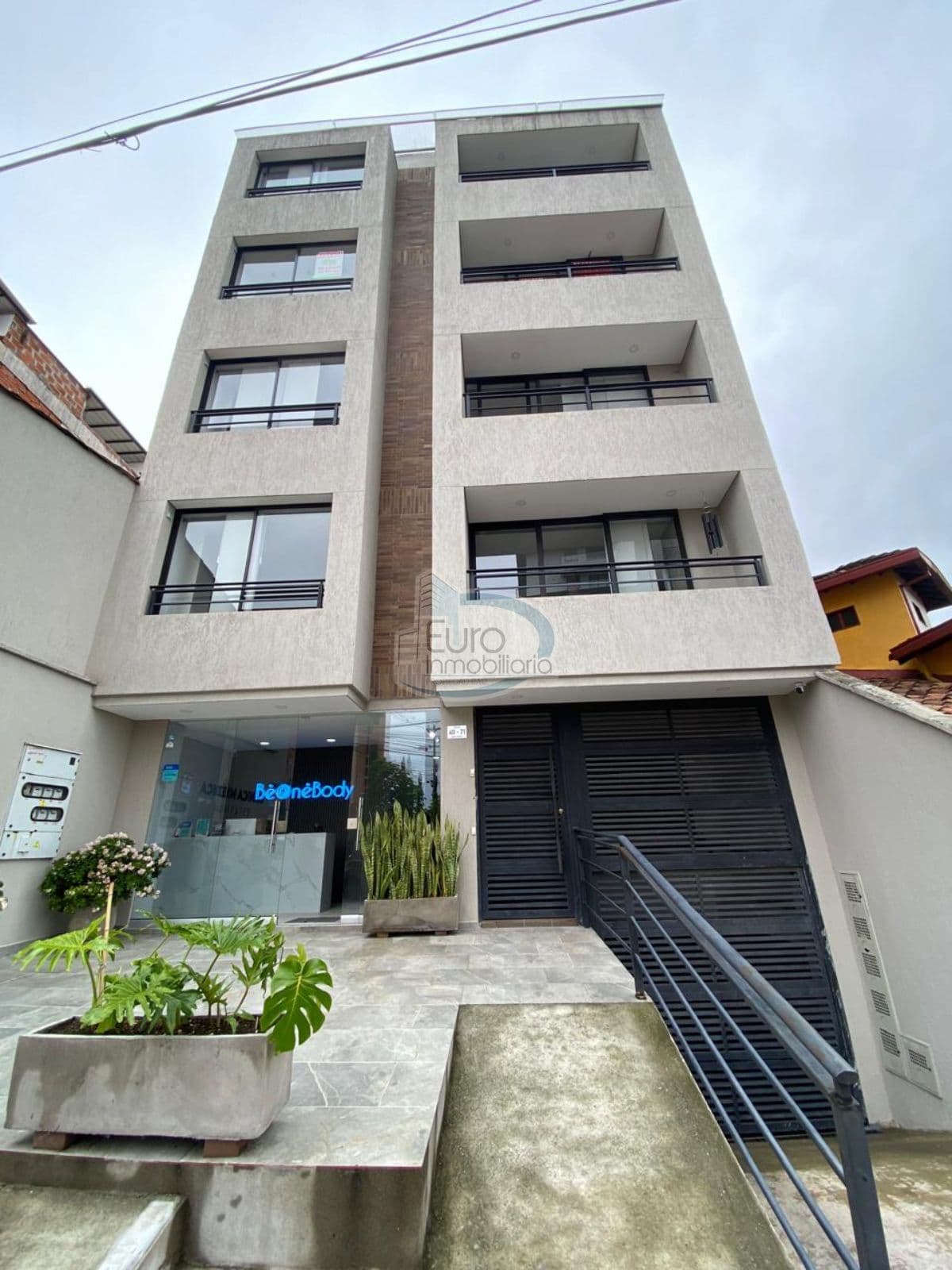 APARTAMENTO BARRIO SANTA ANA RIONEGRO 