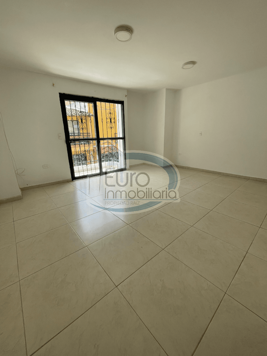 SE ARRIENDA APARTAMENTO SEGUNDO PISO SECTIR COREDI