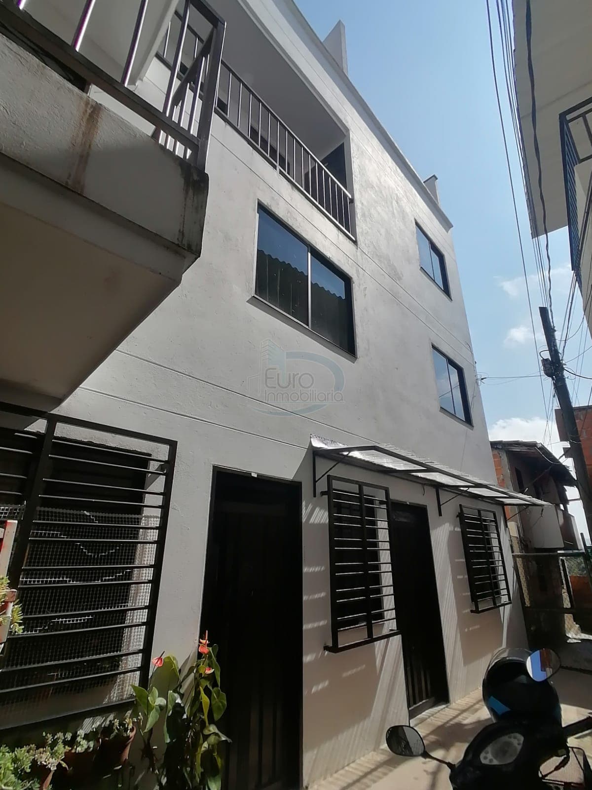 Apartamento en barrio los Rosales - Marinilla
