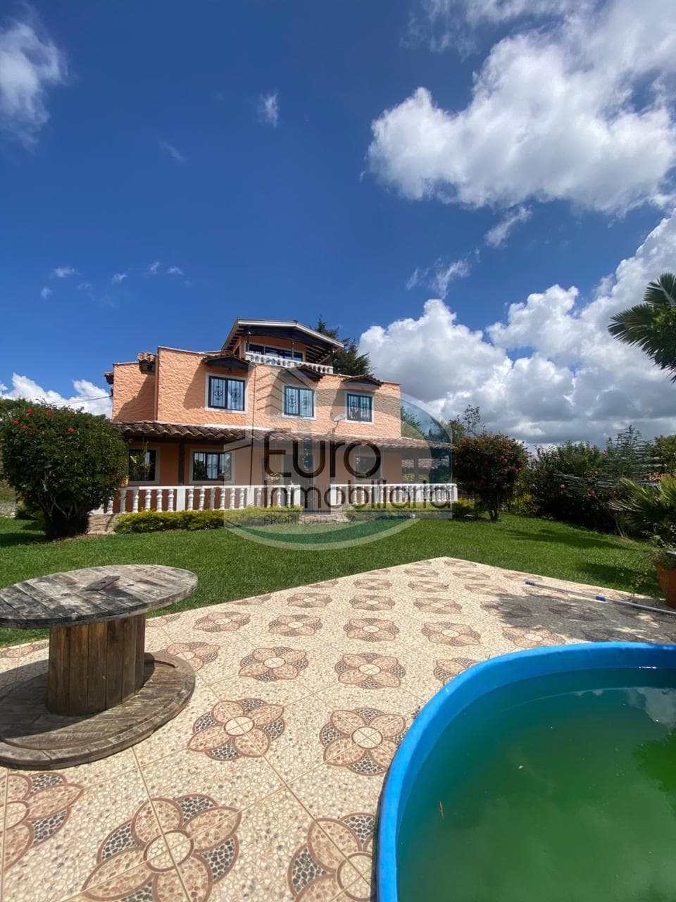 SE VENDE HERMOSA FINCA CON PISCINA VEREDA SAN JOSE MARINILLA
