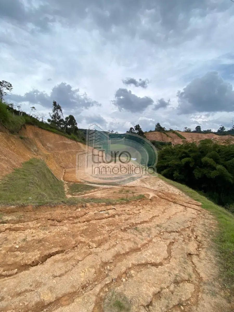 Lote vereda la planta Marinilla