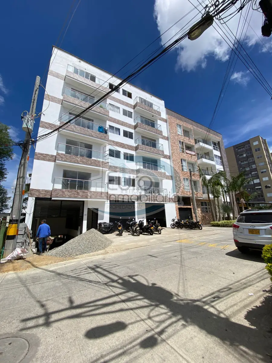 SE VENDE AMPLIO APARTAMENTO SECTOR MIRADOR DEL HATO CON EXCELENTE VISTA