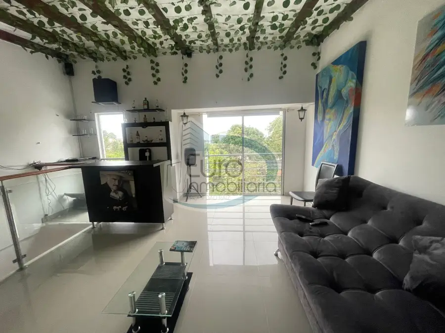 SE VENDE CASA UNIFAMILIAR EN SECTOR MIRADOR DEL HATO